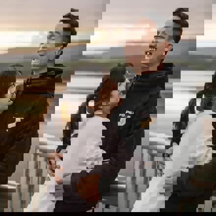 Happy NZ couple approved for a loan with bad credit